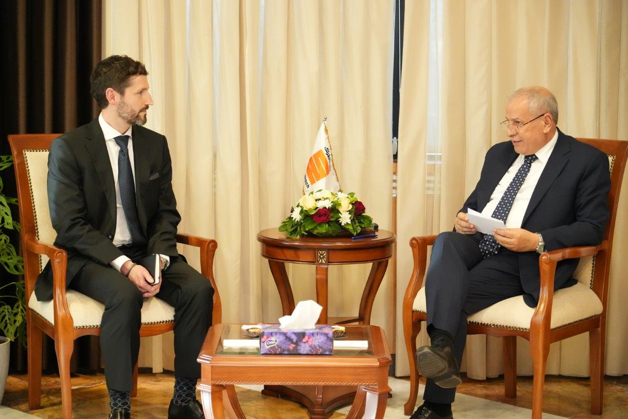 Sonatrach's Hachichi Receives Delegation from U.S. Oil Giant Chevron to Advance Strategic Partnership