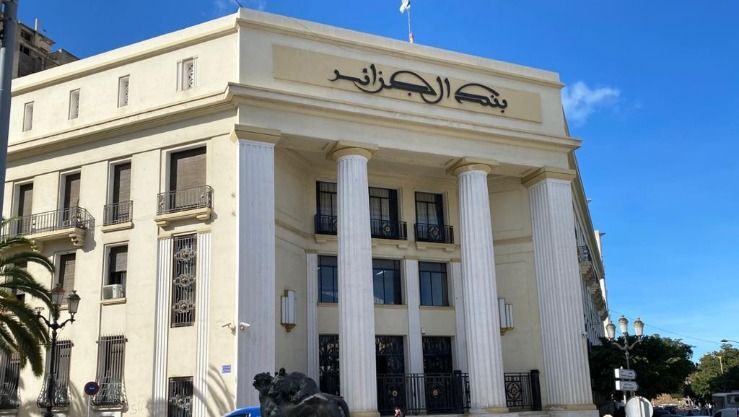Bank of Algeria Orders Lenders to Expand Household Access to Banking Services by September