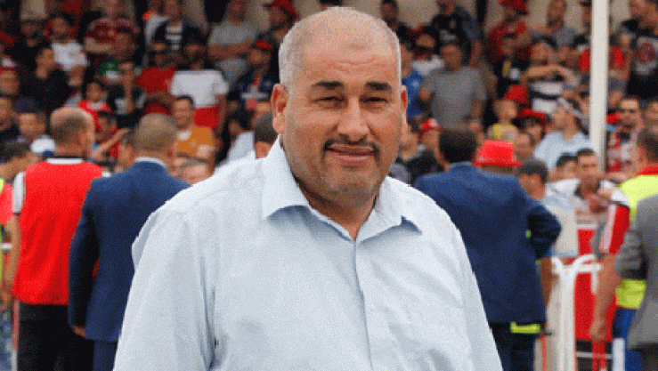 عز الدين بن ناصر – رئيس نجم مقرة لـ : ” دزاير سبور” :” أفضل المدرب الأجنبي على المحلي لأنه أقل تكلفة”